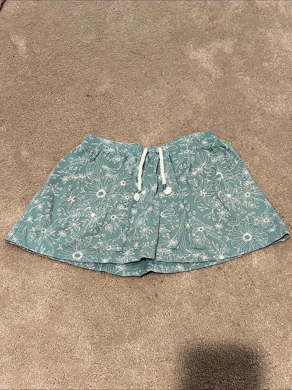 🦄5/25 OshKosh Floral Skirt with Shorts
